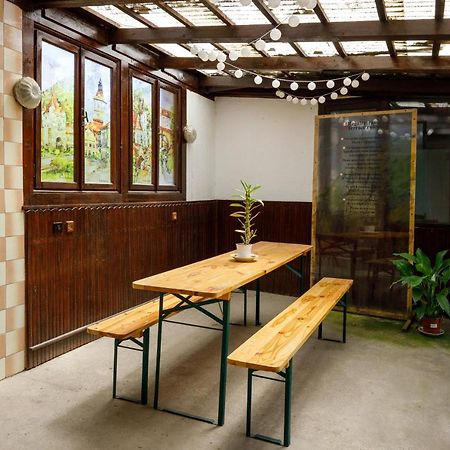 Old Town Boutique Apartment Брашов Екстериор снимка