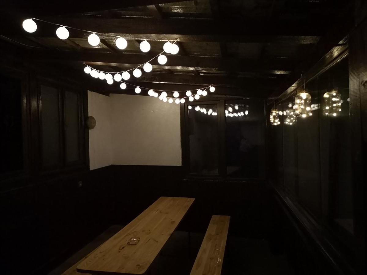 Old Town Boutique Apartment Брашов Екстериор снимка