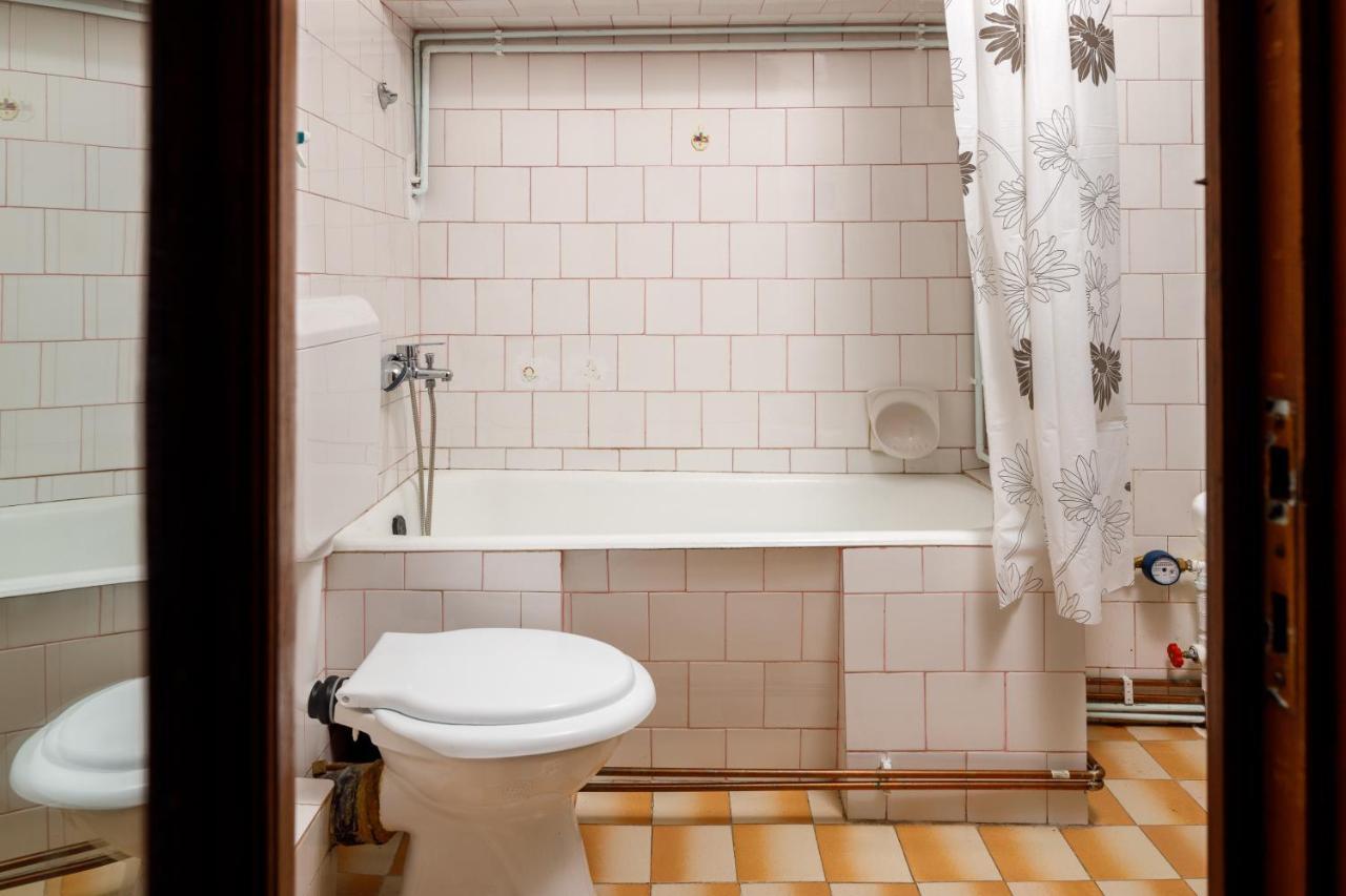 Old Town Boutique Apartment Брашов Екстериор снимка